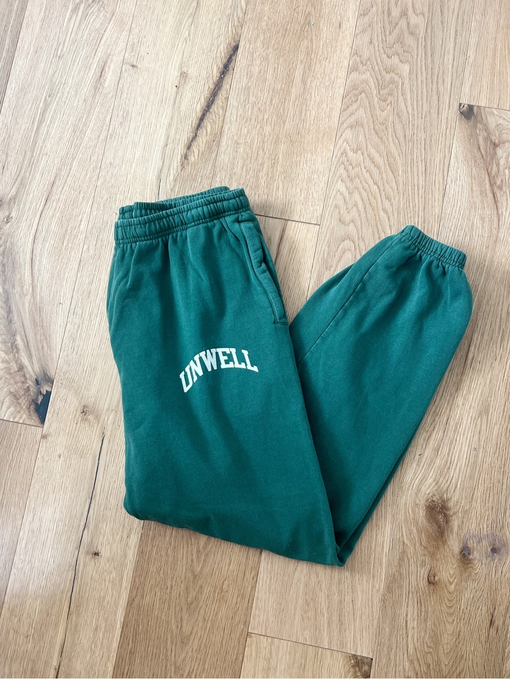 CALL HER DADDY | Unwell Joggers in Green | XL